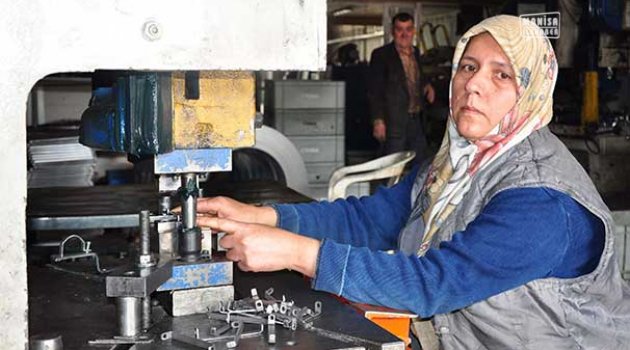 10 yıldır eşiyle çalışıyor