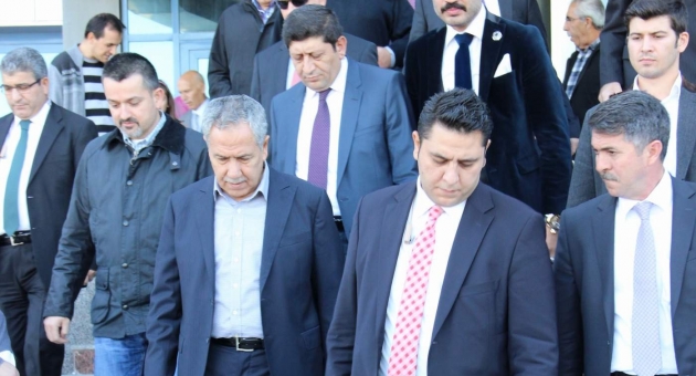 Arınç'tan Pakdemirli'ye Geçmiş Olsun Ziyareti