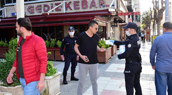 MANİSA'DA HERKESE ÜCRETSİZ MASKE  