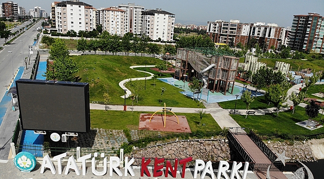 ATATÜRK KENT PARKI VATANDAŞLARI ÇİÇEKLERLE KARŞILAYACAK