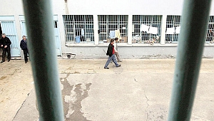 CEZAEVLERİNDEKİ TÜM GÖRÜŞLER 15 MAYIS'A KADAR ERTELENDİ