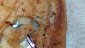 MANİSA'DA EKMEĞİN İÇİNDEN ÖYLE BİR ŞEY ÇIKTI Kİ...