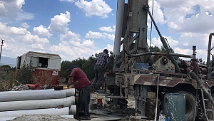 Akhisar'da saniyede 7 litre verime sahip suya ulaşıldı