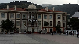 MANİSA'DA MESAİ SAATLERİ DEĞİŞTİ!