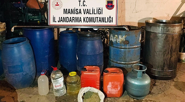 DEVRİYE SIRASINDA KAÇAK İÇKİ ELE GEÇİRİLDİ