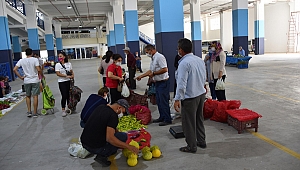 MANİSA'DA ÜRETİCİ İLE TÜKETİCİYİ BULUŞTURAN PAZAR