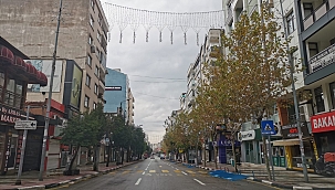 Manisa'da Sokaklar Bomboş