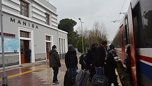 Manisa'da 1 yıl aradan sonra trenle yolculuk