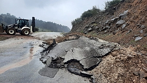 Manisa'da bir ilçede heyelan