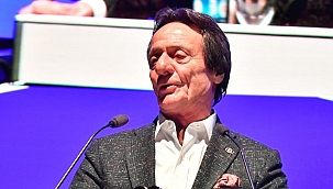 İş insanı Ahmet Nazif Zorlu annesini kaybetti