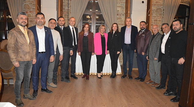 Manisa'da Deva Partililer buluştu