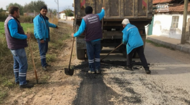 Ahmetli'de yol bakım çalışmaları