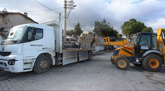 Belediye'den Acılı Aileye Yardım