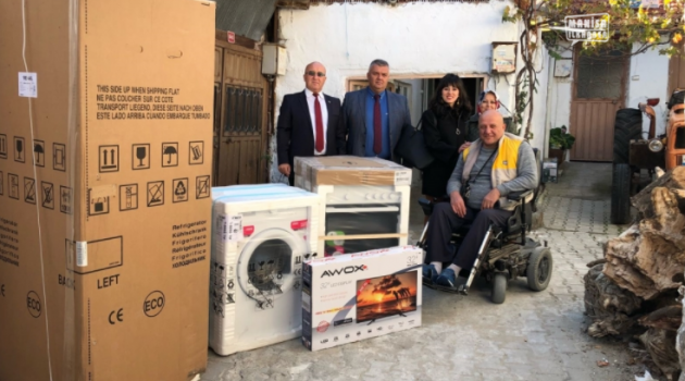 Mağdur aileleri yardım geldi