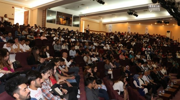 Manisa CBÜ'de Hemşirelik Haftası Kutlandı