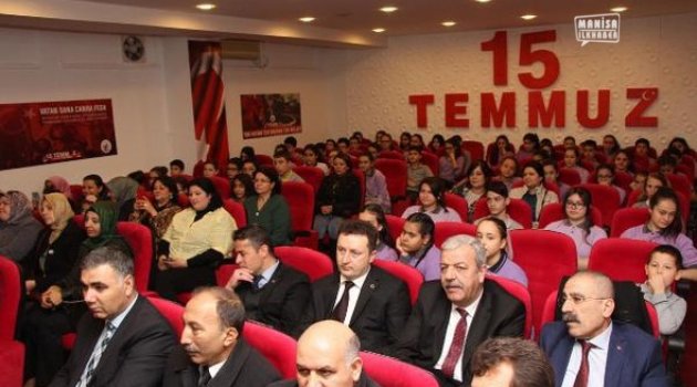 Manisa'da 249 bin 454 öğrenci karne aldı