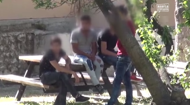 Sokak köpeğine işkence yapanlar yakalandı