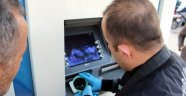 Atm'deki Kart Kopyalayıcıyı Vatandaş Fark Etti