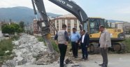 Yunusemre'de Kanallar Temizleniyor