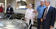 Aşevi Ve Hayır Merkezi Turgutlululara Hizmet Ediyor