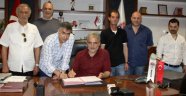 Manisaspor'da Teknik Direktör Altıparmak İmzayı Attı