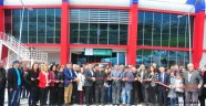 Davutoğlu'nun Dün Manisa'da Açılışını Yaptığı Kompleksi Bugün De CHP'liler Tarafından Açıldı