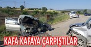 İki Araç Kafa Kafaya Çarpıştı: Üç Yaralı