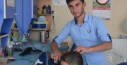 En Genç Girişimci Ödülü Selendili Berber Tuncay Akkaş'ın