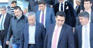 Arınç'tan Pakdemirli'ye Geçmiş Olsun Ziyareti