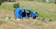 Otomobil Tarlaya Uçtu: 1 Ölü, 3 Yaralı