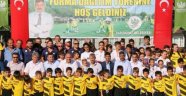 Saruhanlı'da bin öğrencilik yaz spor okulu açıldı