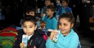 Manisa'da 93 Bin Öğrenciye Süt Dağıtıldı
