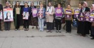 Karısını sokak ortasında bıçaklayarak öldürmüştü