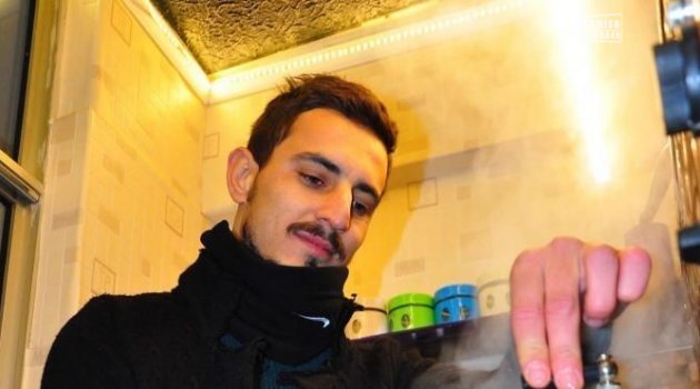 ÜÇ DİL BİLEN ÜNİVERSİTELİ ÇAYÇI