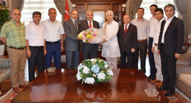 Yeni Vali Güvençer, Sivil Araçla 17 İlçeyi Gezdi